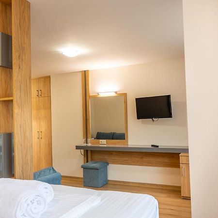 Eco Hotel Momata Kolarovo Екстер'єр фото