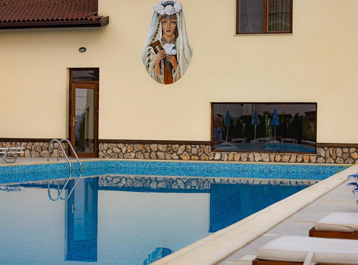 Eco Hotel Momata Kolarovo Екстер'єр фото