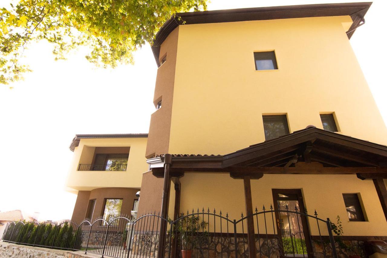 Eco Hotel Momata Kolarovo Екстер'єр фото
