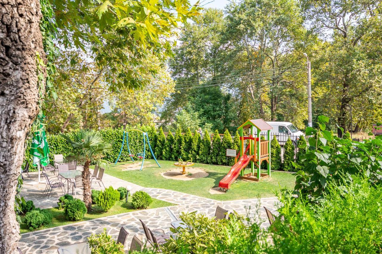 Eco Hotel Momata Kolarovo Екстер'єр фото