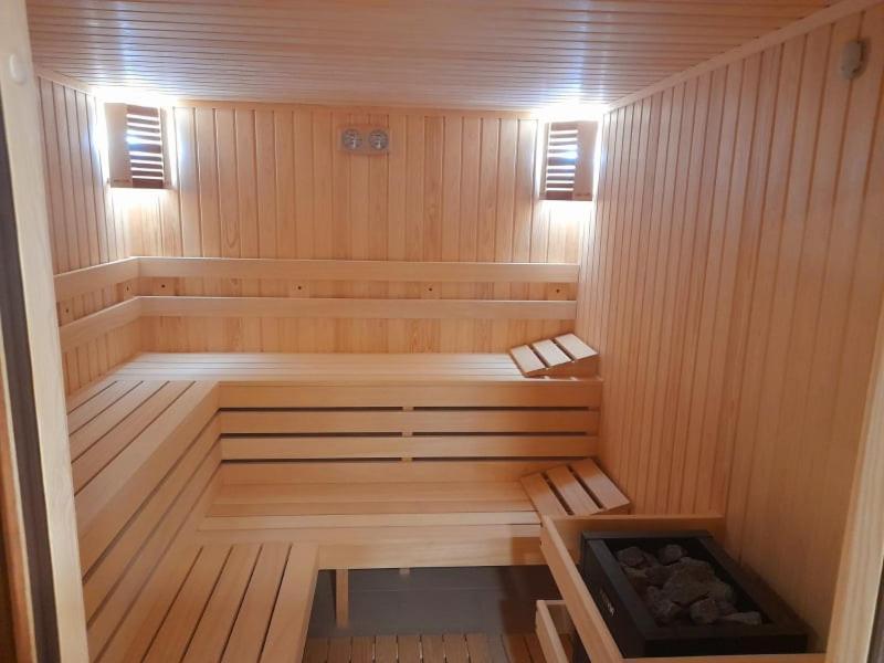 Eco Hotel Momata Kolarovo Екстер'єр фото